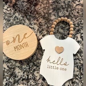 Wooden Baby Milestone and Announcement Set